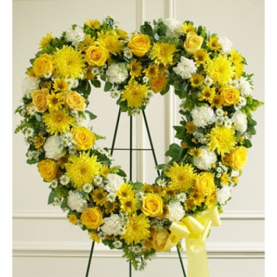 Send Sunny Heart Wreath To Cebu