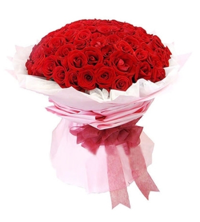 100 Red Roses in Bouquet